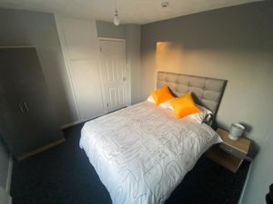 Photo 4- click for photo gallery